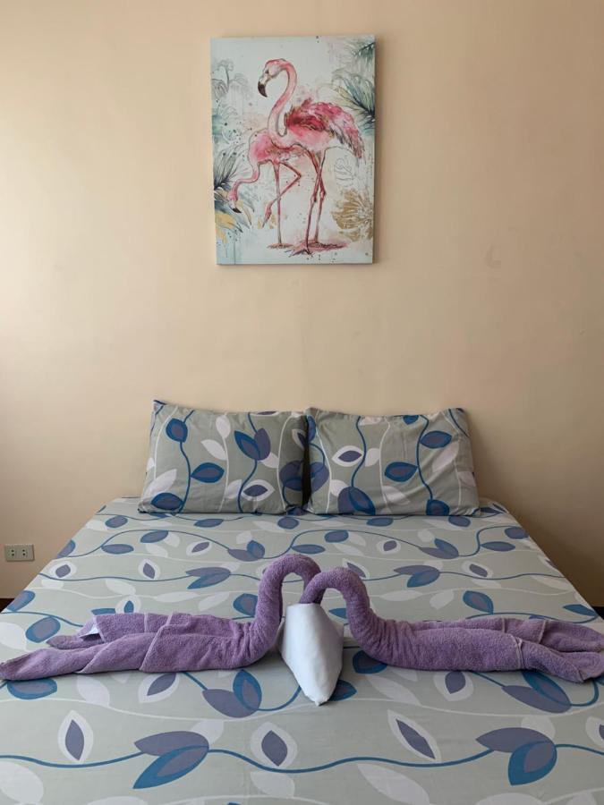 טאגבילראן סיטי Brielles Travellers Inn מראה חיצוני תמונה